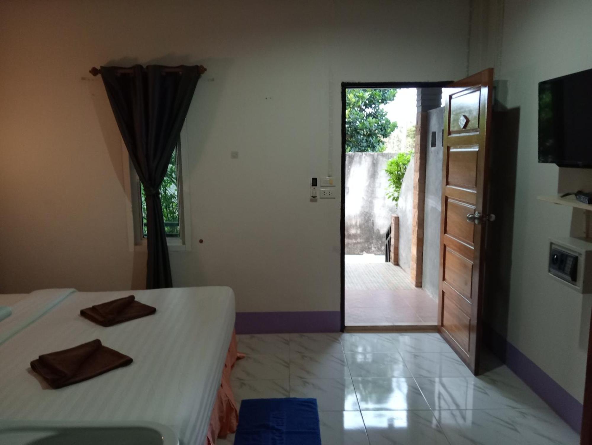 Lanta Beautiful beach house Ko Lanta Exterior foto