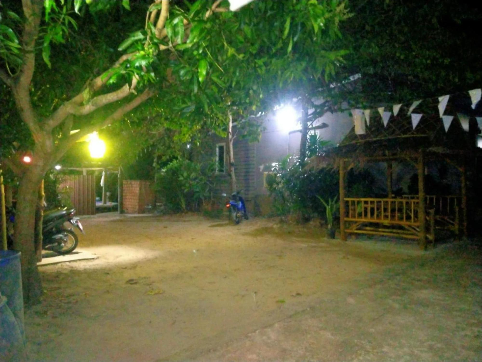 Lanta Beautiful beach house Ko Lanta Exterior foto